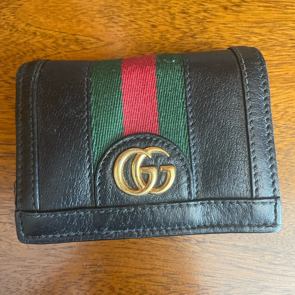 Authentic gucci wallet bought in Rome Italy